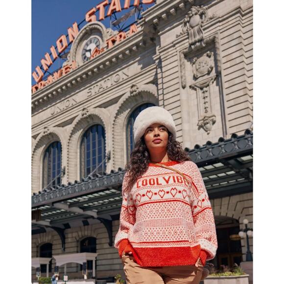 Aerie Flurry Oversized Red Fleece Crew Sweater XXL Graphic Heart Cool Vibes Cozy - Picture 12 of 12